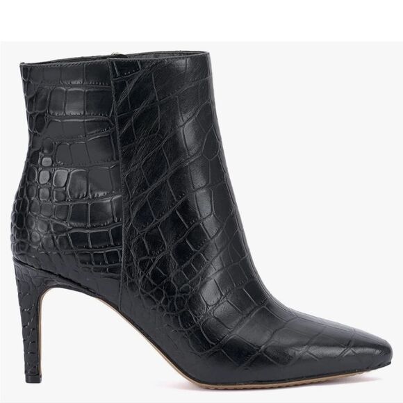 🆕️🥾Vince Camuto Allost Black Croc Leather Ankle Boots Shoes NWT, Sz 8 - Picture 2 of 3